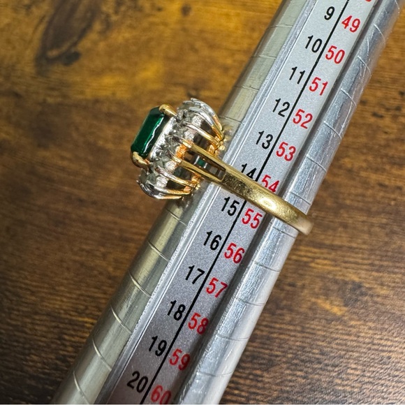 Vintage Emerald Green and Gold Halo Ring - Picture 13 of 14